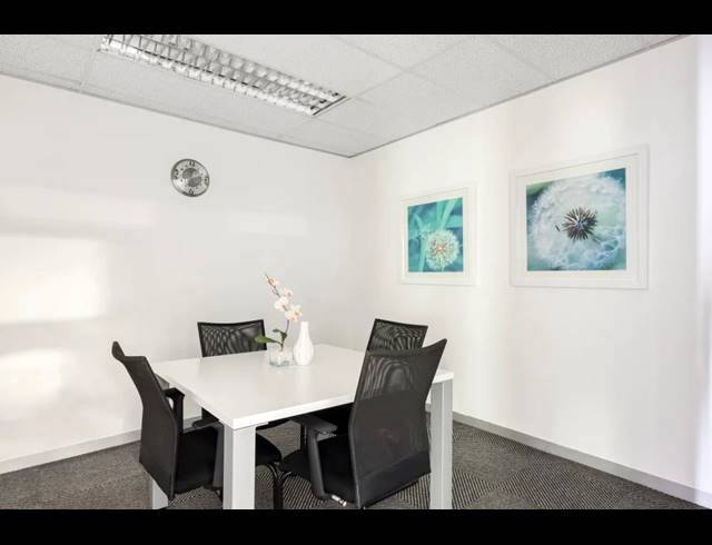 10M² OFFICE TO LET IN SUNNINGHILL